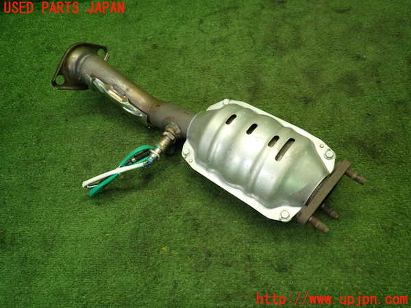 1UPJ-9242302661]WR-V(DG5)触媒1 中古_2