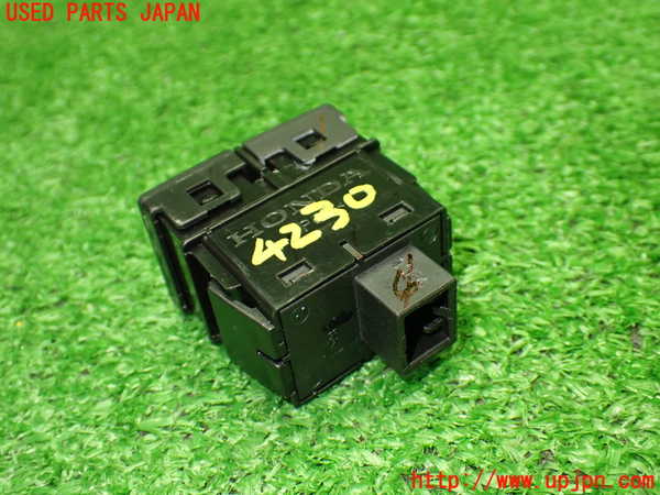 1UPJ-9242306307]WR-V(DG5)スイッチ2 (TCS OFF) 中古_3