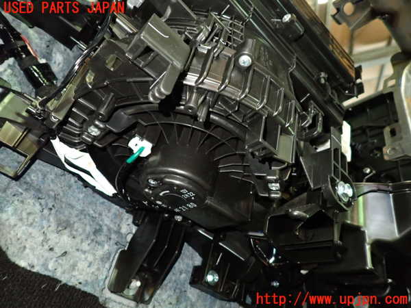 1UPJ-9242306095]WR-V(DG5)ブロアファン(ブロアーファン) 中古_2