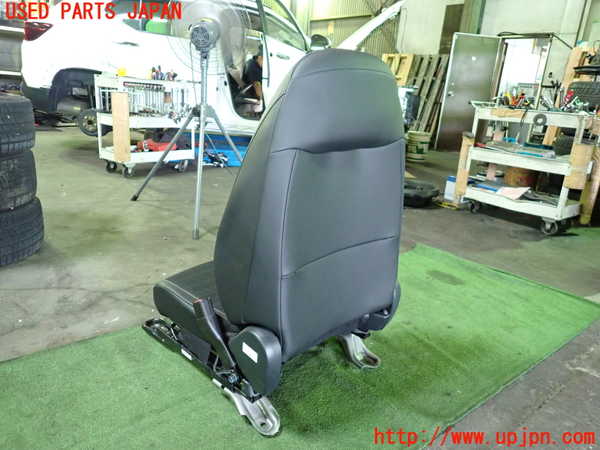1UPJ-9242307035]WR-V(DG5)運転席シート 中古_2