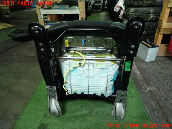 1UPJ-9242307035]WR-V(DG5)運転席シート 中古_5