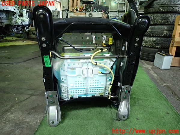 1UPJ-9242307065]WR-V(DG5)助手席シート 中古_5