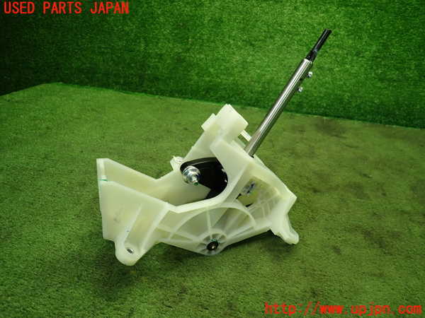 1UPJ-9242307555]WR-V(DG5)ATシフトレバー 中古_2