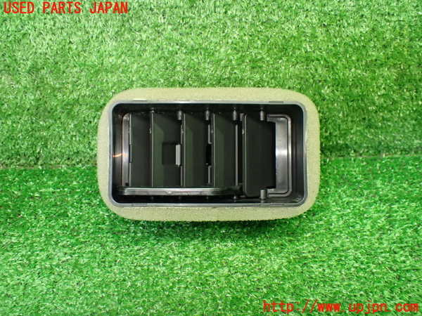1UPJ-9242307527]WR-V(DG5)エアコン吹き出し口2 (左) 中古_4
