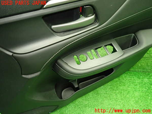 1UPJ-9242301234]WR-V(DG5)右前ドア内張り 中古_2
