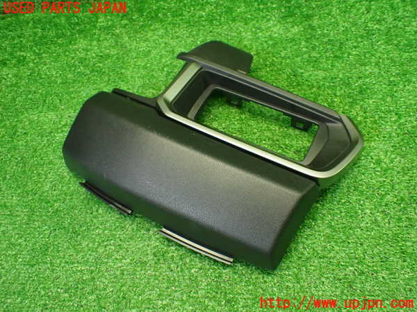 1UPJ-9242307692]WR-V(DG5)内装トリム類2 中古_2