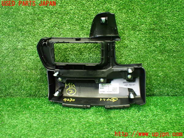 1UPJ-9242307692]WR-V(DG5)内装トリム類2 中古_4
