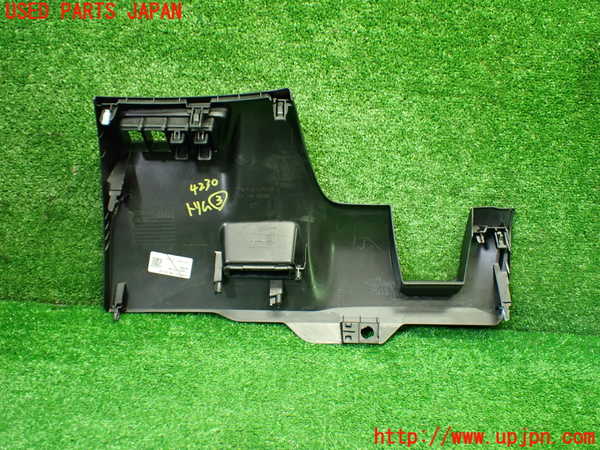1UPJ-9242307693]WR-V(DG5)内装トリム類3 中古_4