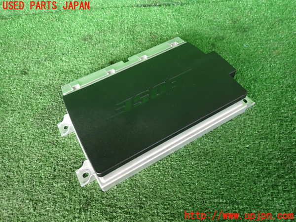 2UPJ-9242326525]ポルシェ・マカン ターボ(J1H3)アンプ 中古_2