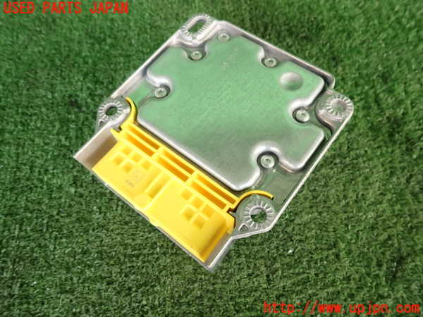 2UPJ-9242326145]ポルシェ・マカン ターボ(J1H3)エアバッグコンピューター 中古 【ジャンク品】 展開済_2