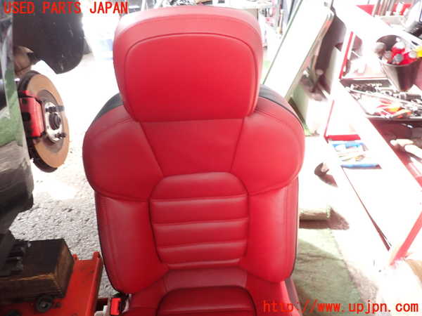 2UPJ-9242327065]ポルシェ・マカン ターボ(J1H3)助手席シート 中古_2