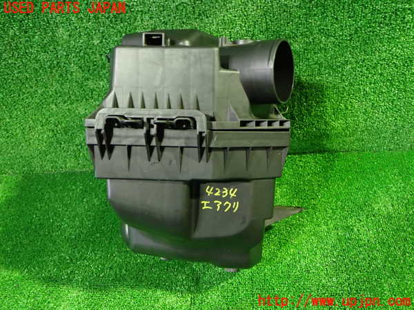 1UPJ-9242342560]ヴェルファイア(AGH30W)エアクリーナーボックス 中古_2