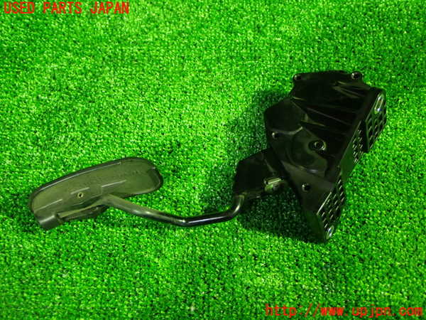 1UPJ-9242346381]ヴェルファイア(AGH30W)センサー1 (アクセルペダル) 中古_2