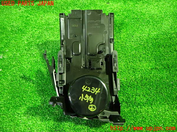 1UPJ-9242347842]ヴェルファイア(AGH30W)小物入れ2 中古_3