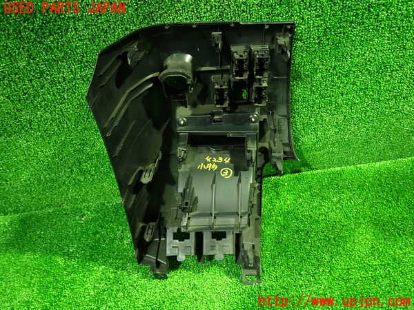 1UPJ-9242347843]ヴェルファイア(AGH30W)小物入れ3 中古_3