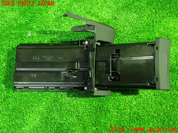1UPJ-9242347810]ヴェルファイア(AGH30W)ドリンクホルダー 中古_3