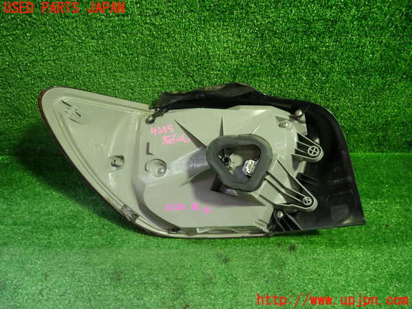 1UPJ-9242351530]ベンツ A180(176042)(W176系)右テールランプ 中古_2