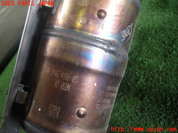 1UPJ-9242352661]ベンツ A180(176042)(W176系)触媒1 中古_2