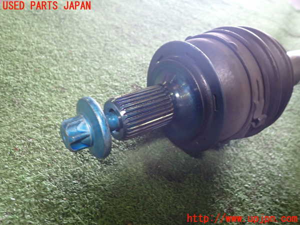 1UPJ-9242354015]ベンツ A180(176042)(W176系)左フロントドライブシャフト 中古_2