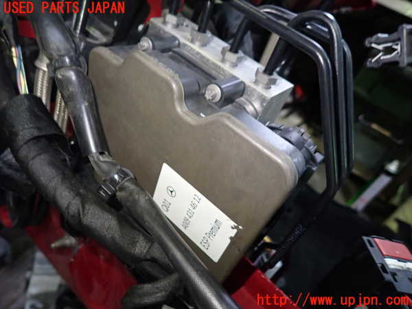 1UPJ-9242354040]ベンツ A180(176042)(W176系)ABSアクチュエーター 中古_2