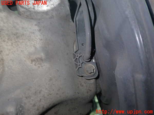 1UPJ-9242354305]ベンツ A180(176042)(W176系)左リアナックルハブ 中古_2
