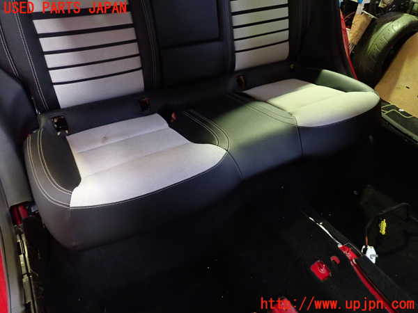 1UPJ-9242357385]ベンツ A180(176042)(W176系)リアシート 中古_2