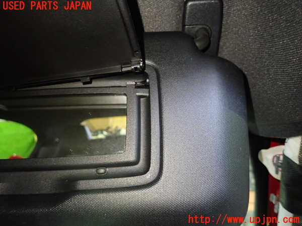 1UPJ-9242357625]ベンツ A180(176042)(W176系)室内サンバイザー右側 (ジャンク品) 中古_3