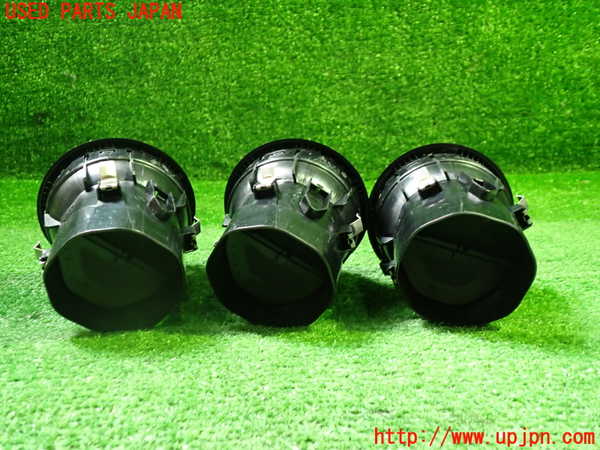 1UPJ-9242357528]ベンツ A180(176042)(W176系)エアコン吹き出し口3 (真中) 中古_2