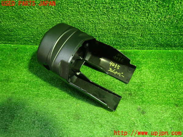 1UPJ-9242357905]ベンツ A180(176042)(W176系)コラムカバー 中古_4