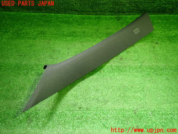 1UPJ-9242357660]ベンツ A180(176042)(W176系)左フロントピラートリム 中古_2