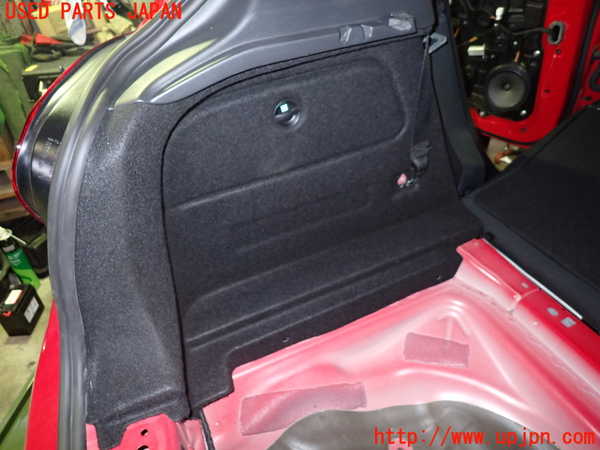 1UPJ-9242357680]ベンツ A180(176042)(W176系)左リアピラートリム 中古_3