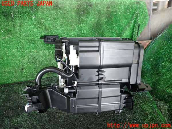 1UPJ-9242376100]ロードスター RF(NDERC)ヒーターコア (ケースのみ) 中古_2