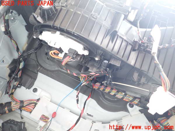1UPJ-9242386081]BMW 435i グランクーペ(4B30)(F36)エバポレーター1 中古_4