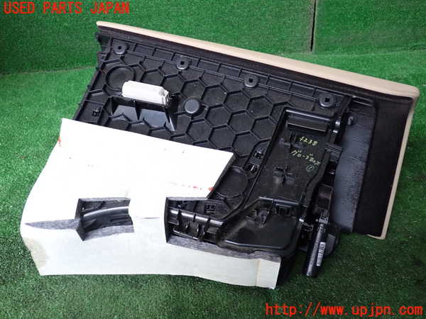 1UPJ-9242387516]BMW 435i グランクーペ(4B30)(F36)グローブボックス1 中古_3
