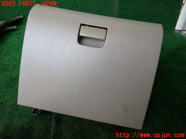 ランクル100系(UZJ100W)灰皿1 中古 924269｜純正中古パーツ市場のUPJ.Parts