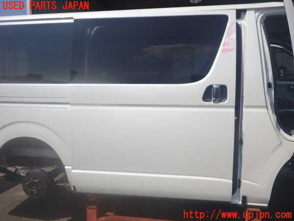 ハイエースバン200系(GDH206V)左クォーターガラス (43R-007953) 中古