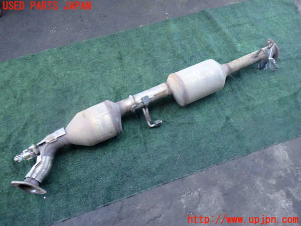 ハイエースバン200系(KDH205V)触媒1 中古 923915｜純正中古パーツ市場