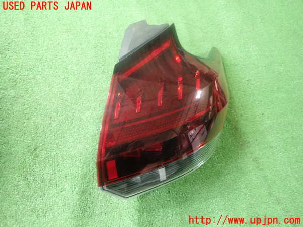 キックス(P15)右テールランプ 中古 922727｜純正中古パーツ市場のUPJ.Parts