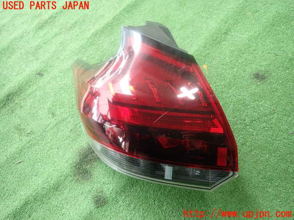 キックス(P15)左テールランプ 中古 922727｜純正中古パーツ市場のUPJ.Parts