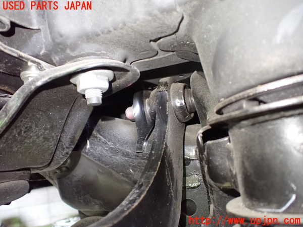 レクサス・CT200h(ZWA10)右リアアッパーアーム1 中古 924293｜純正中古