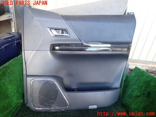 ヴェルファイア(AGH30W)右前ドア内張り 中古 924421｜純正中古パーツ
