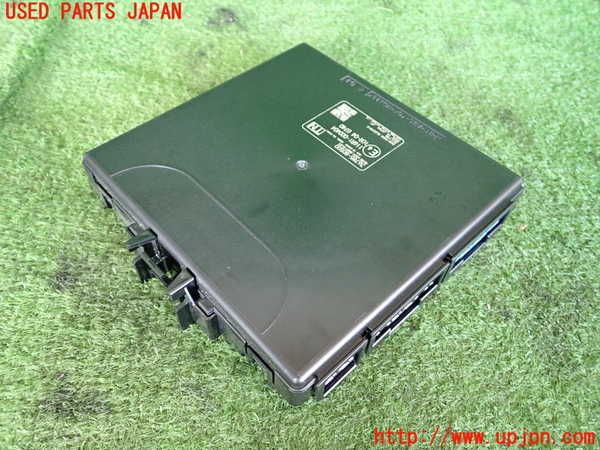 スイフト スポーツ(ZC33S)槌屋ヤック YAC ドリンクホルダー 運転席