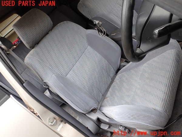 ハイラックスサーフ 運転席シートの中古部品を販売中｜純正中古パーツ